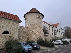 Villeron 95380